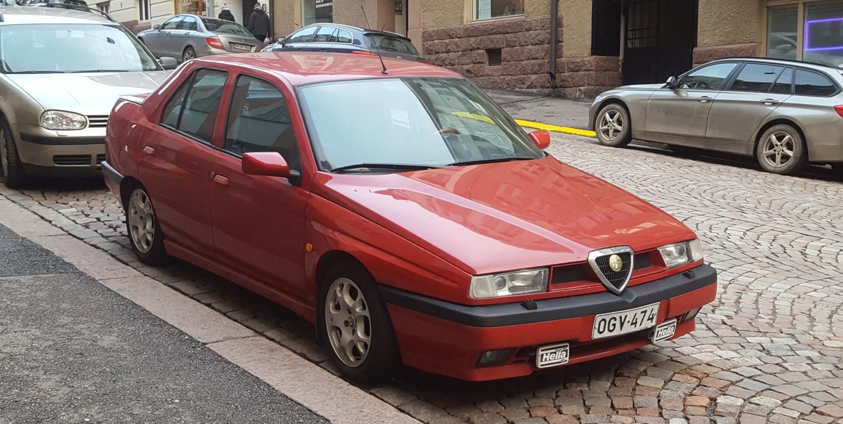 Alfa Romeo 155 (167)