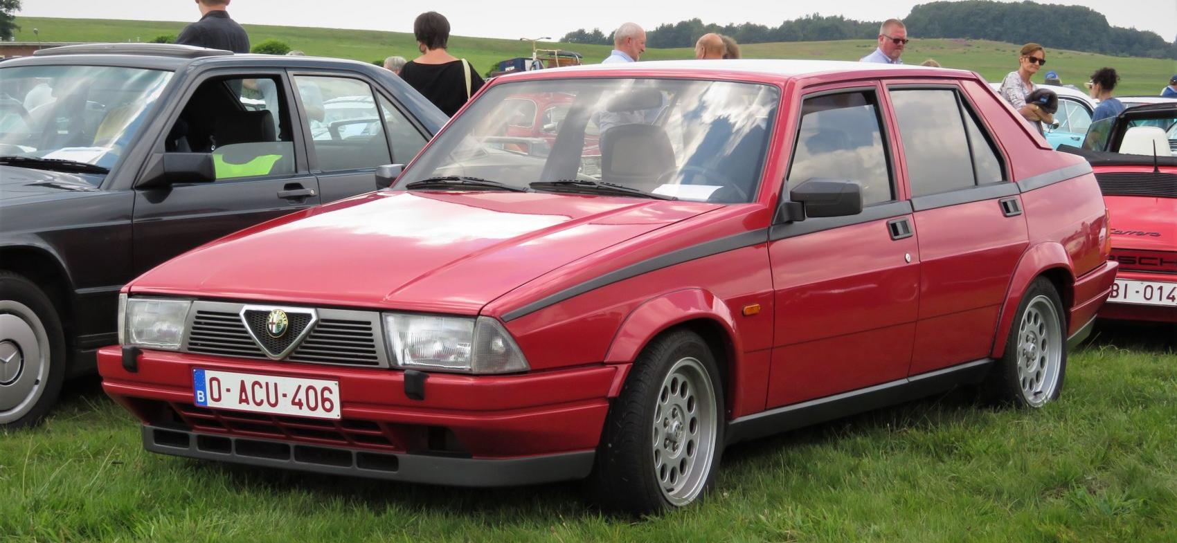 Alfa Romeo 75 (162 B)
