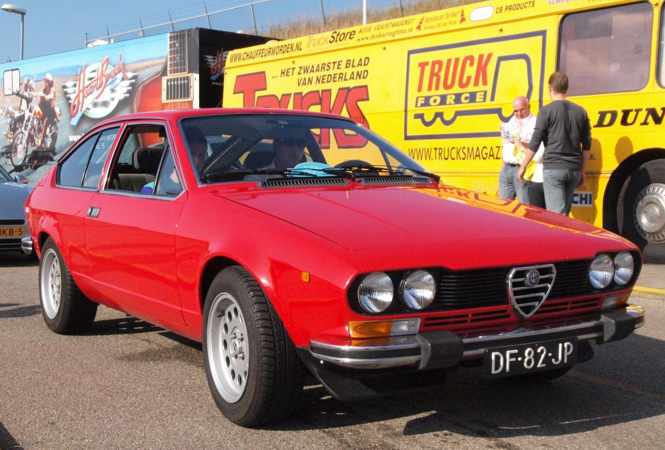 Alfa Romeo Alfetta GT (116)