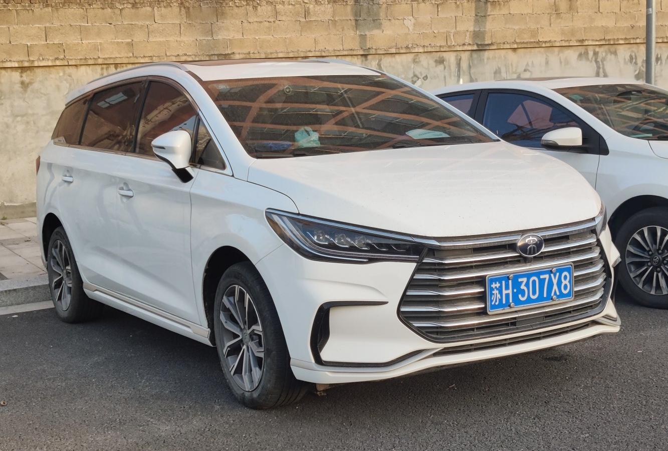 BYD Song Max (facelift 2021)