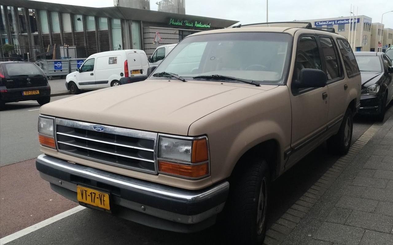 Ford Explorer I