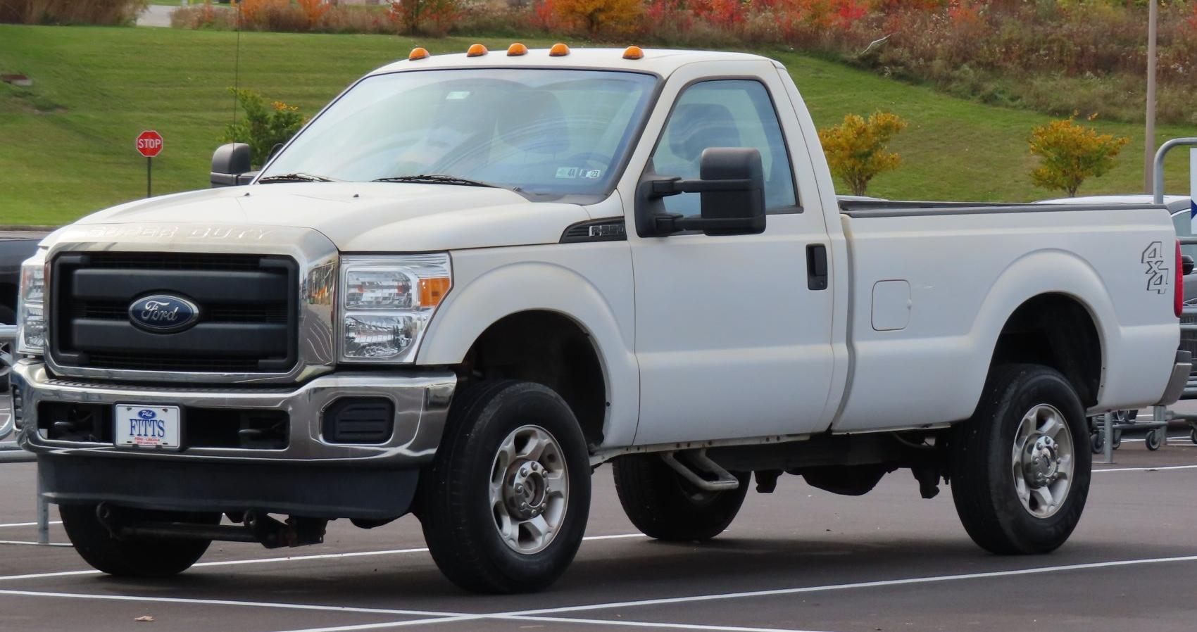 Ford F-250 Super Duty III Regular Cab Long box
