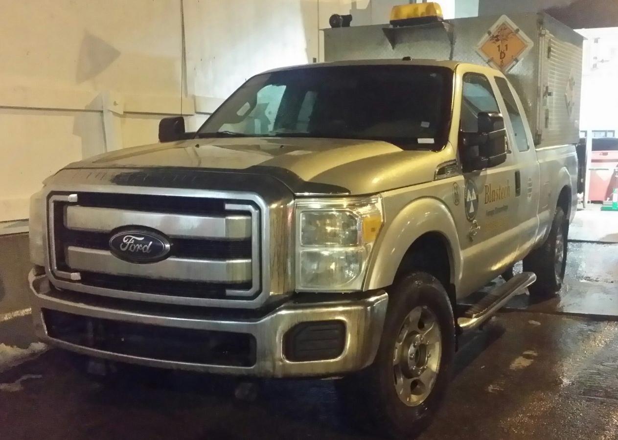 Ford F-350 Super Duty III Super Cab Short box