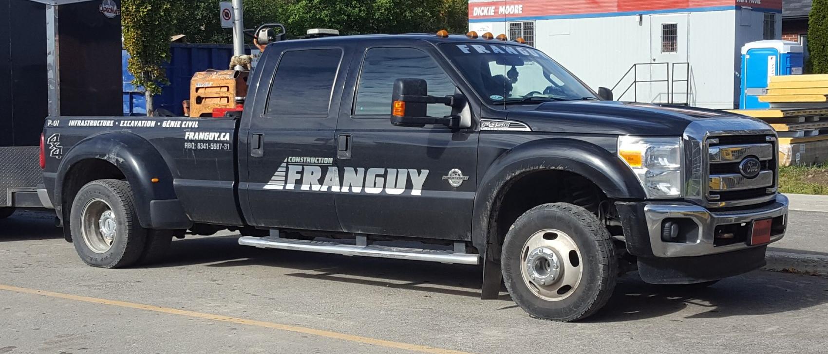 Ford F-450 Super Duty III Crew Cab Long box