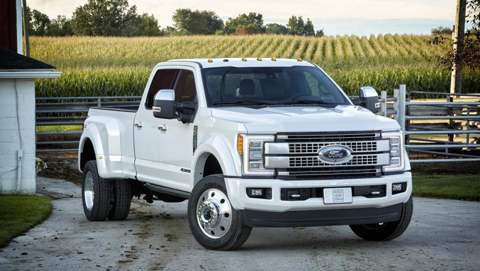Ford F-450 Super Duty IV Crew Cab Long box