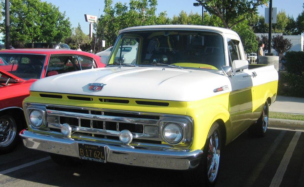 Ford F-Series F-100 IV