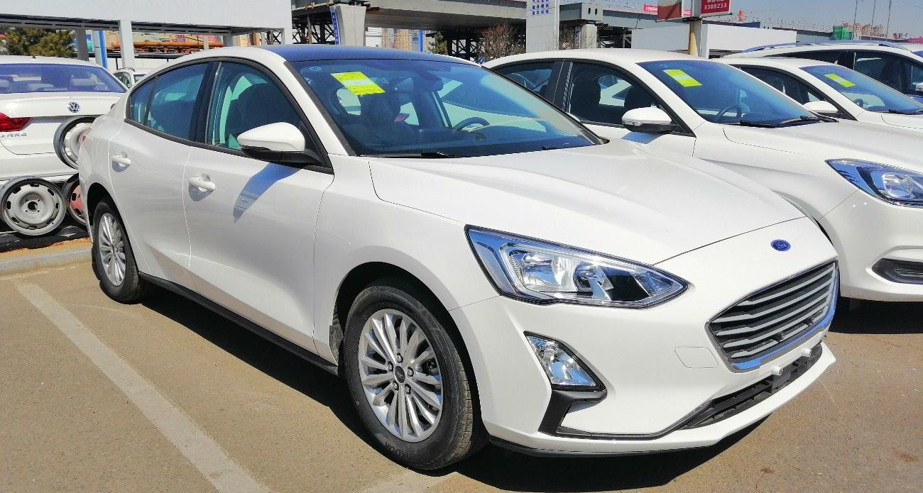 Ford Focus IV Sedan