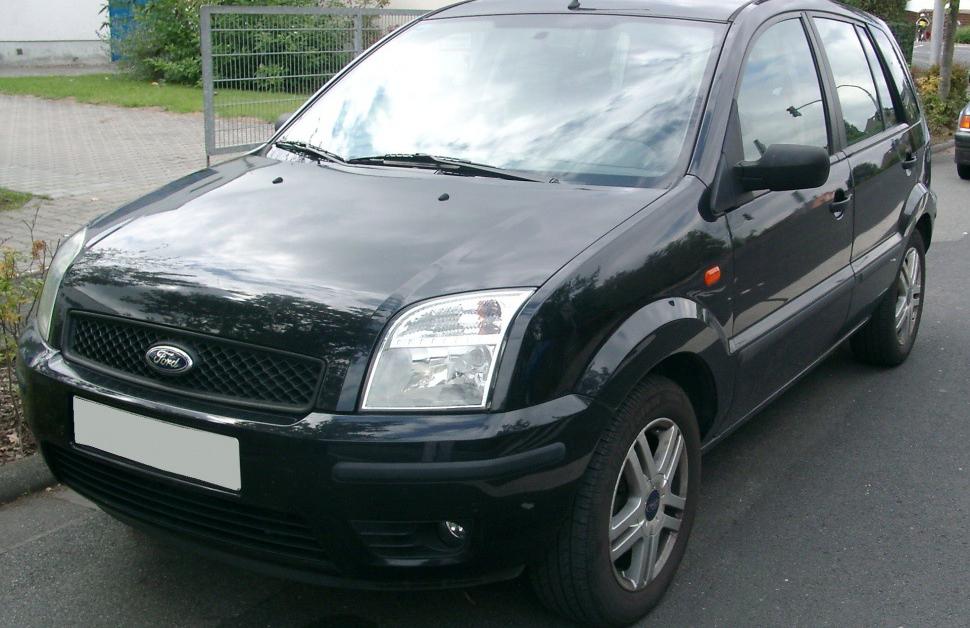 Ford Fusion I
