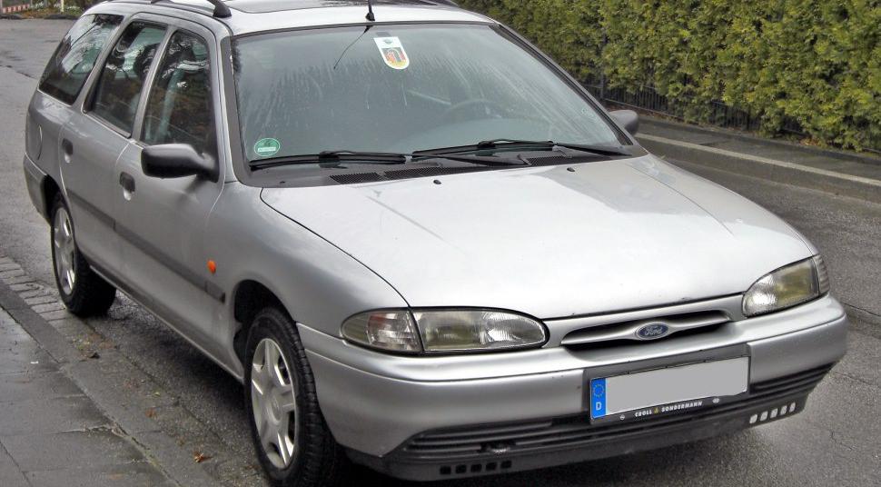 Ford Mondeo I Wagon