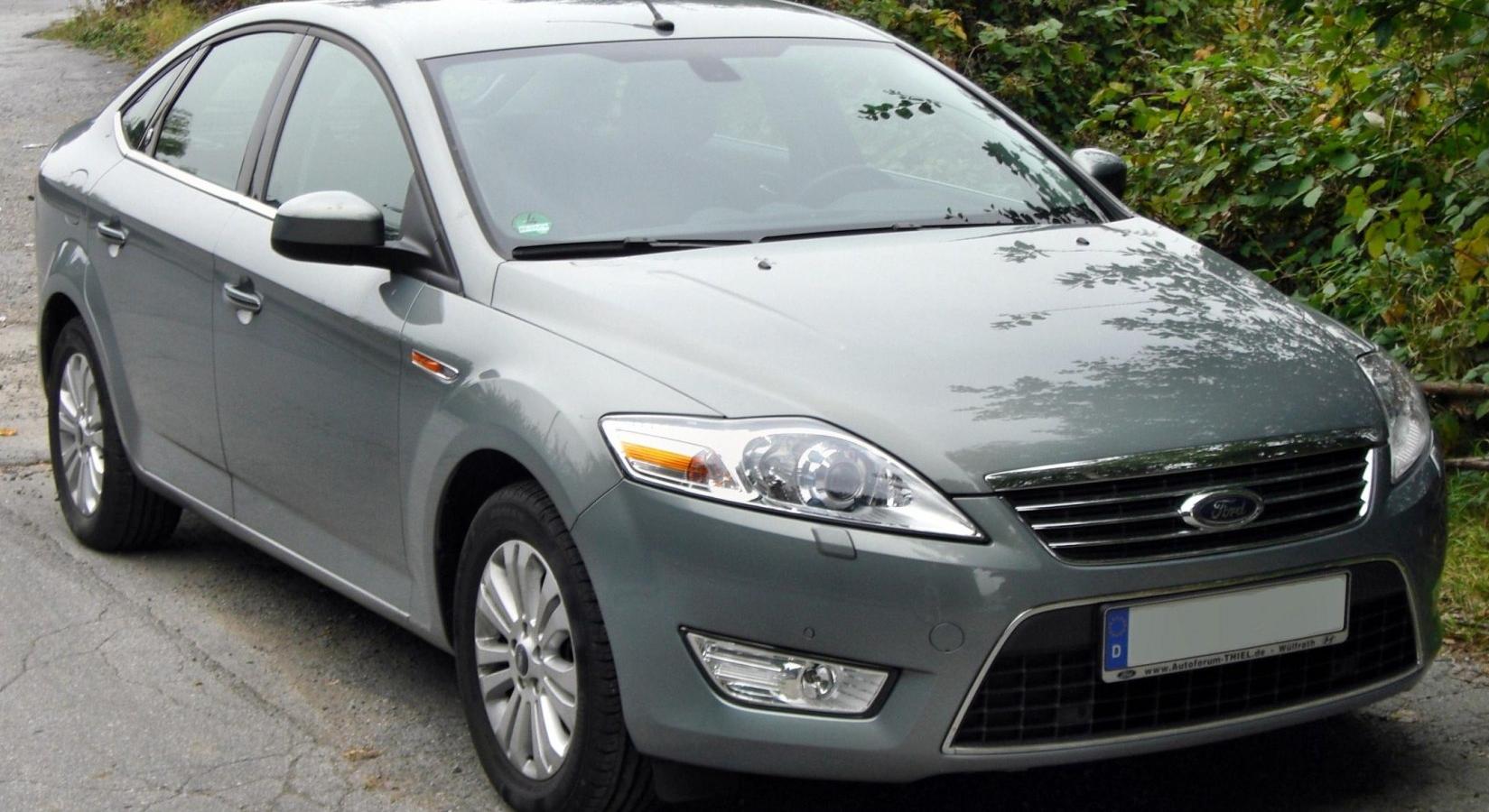 Ford Mondeo III Hatchback
