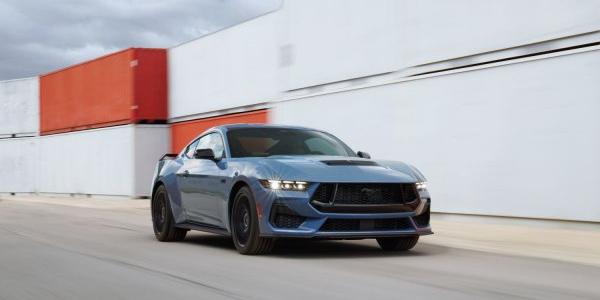 Ford Mustang VII