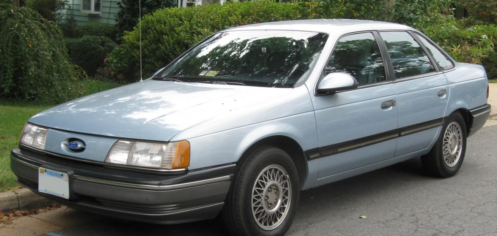 Ford Taurus I