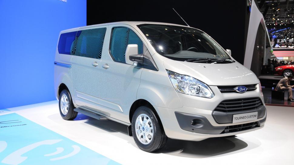 Ford Tourneo Custom I L1