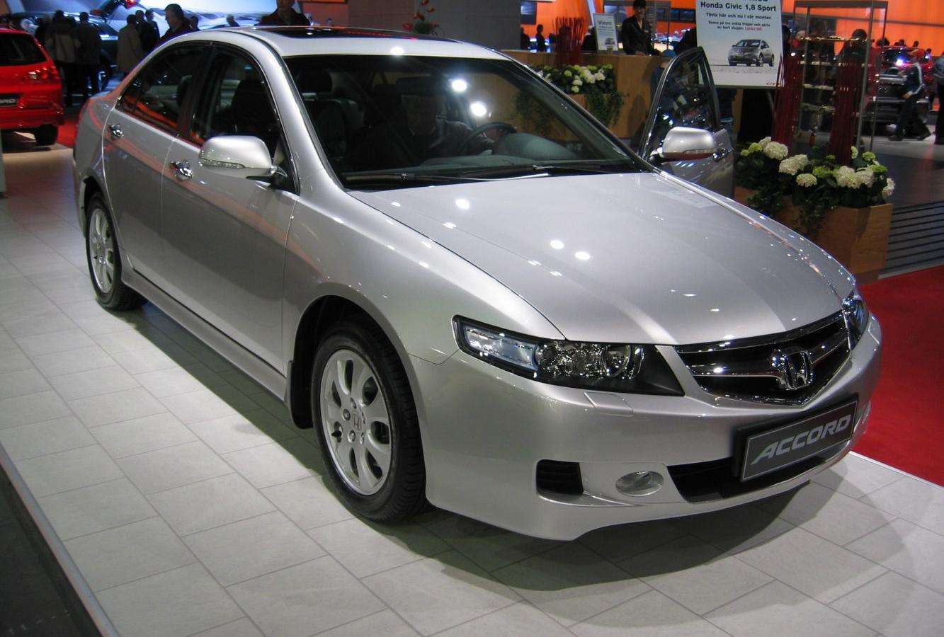 Honda Accord VII