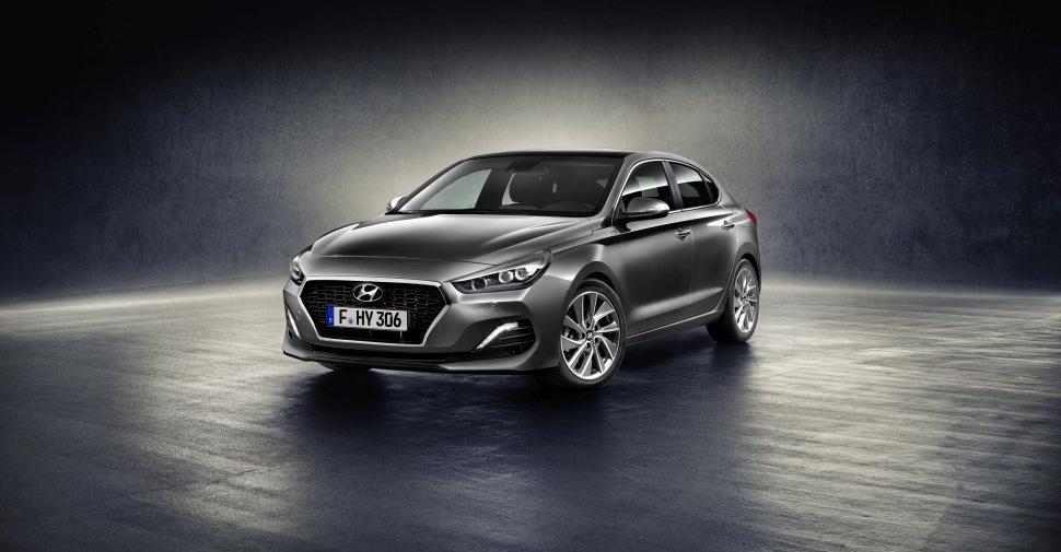 Hyundai i30 III Fastback