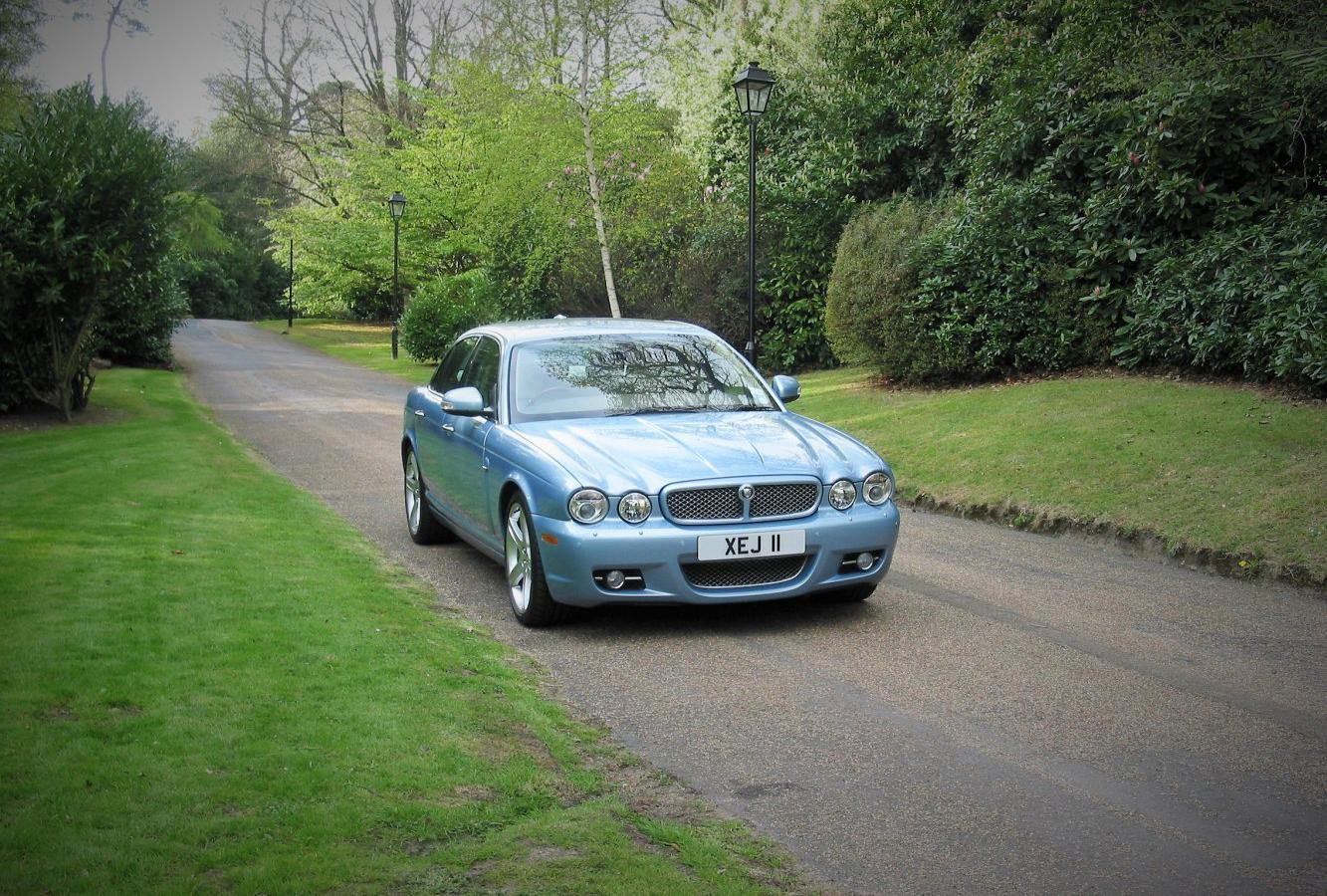 Jaguar XJ Sovereign (X358)