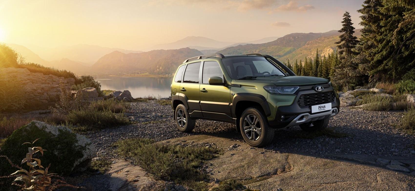 Lada Niva Travel