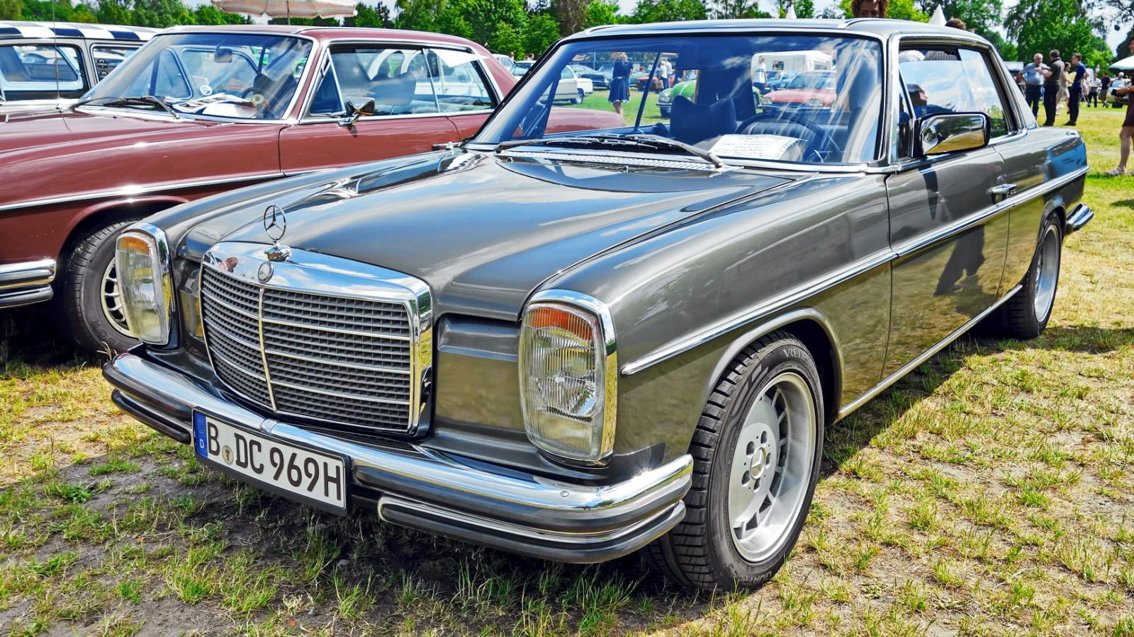 Mercedes-Benz /8 Coupe (W114, facelift 1973)