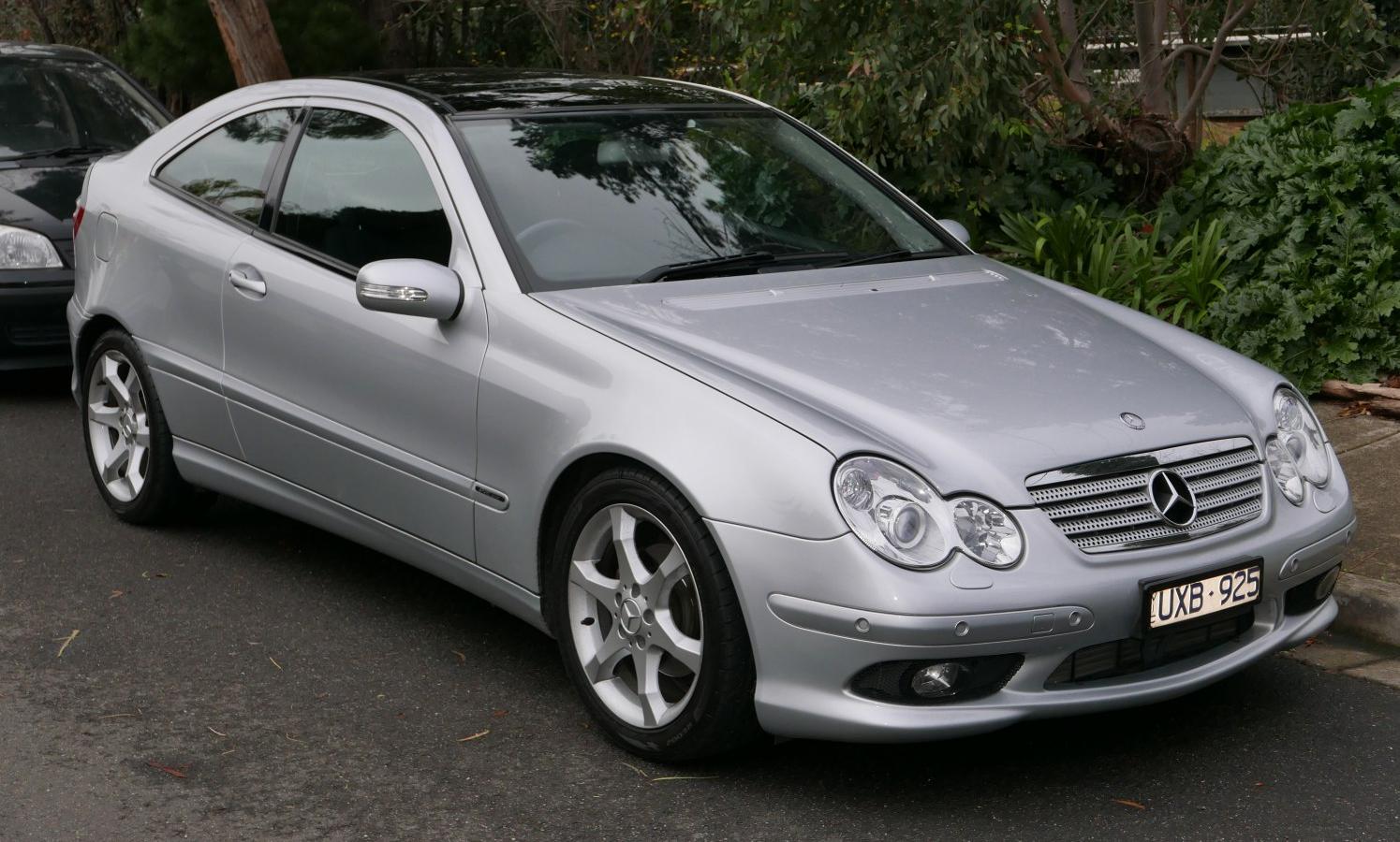 Mercedes-Benz C-class Sport Coupe (CL203, facelift 2004)