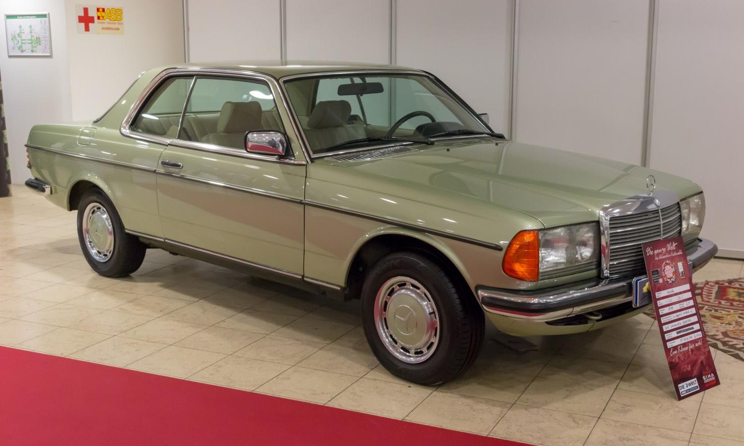Mercedes-Benz C123