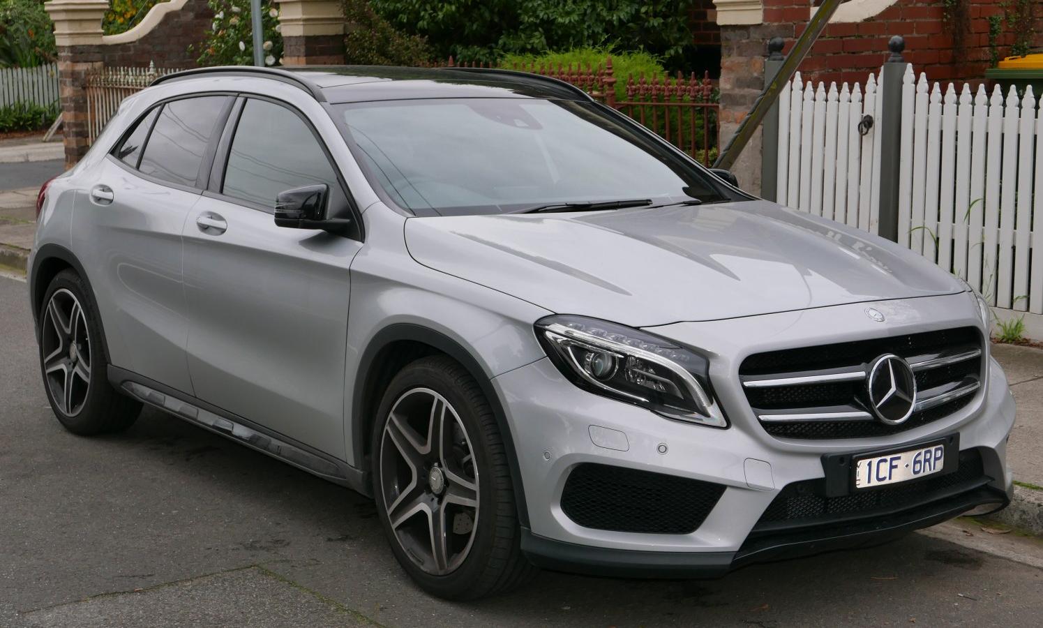 Mercedes-Benz GLA (X156)
