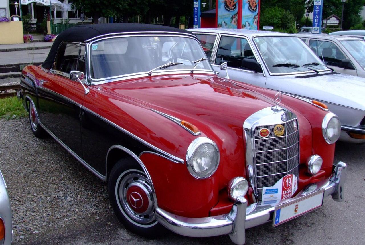 Mercedes-Benz W128 Cabriolet