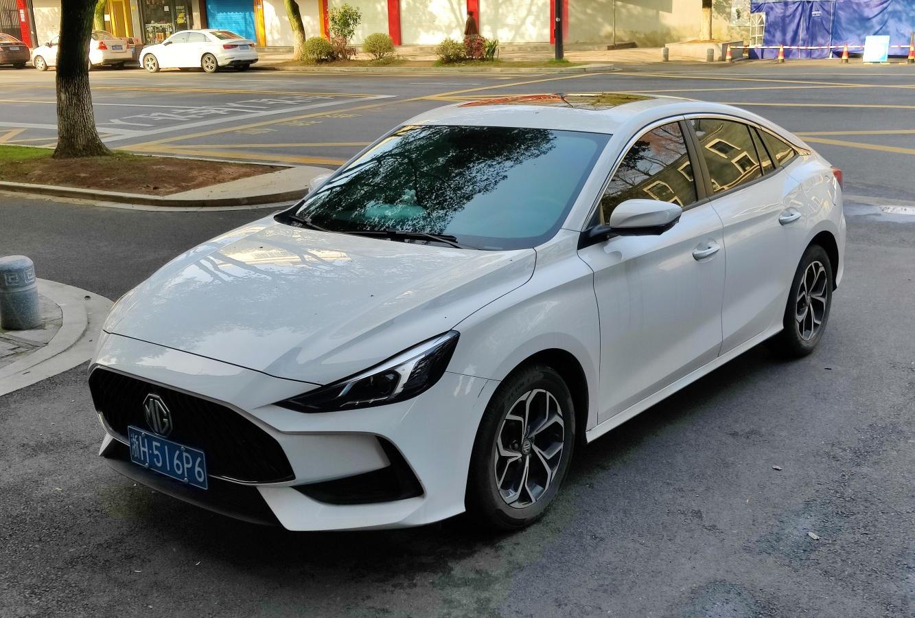 MG MG5 II