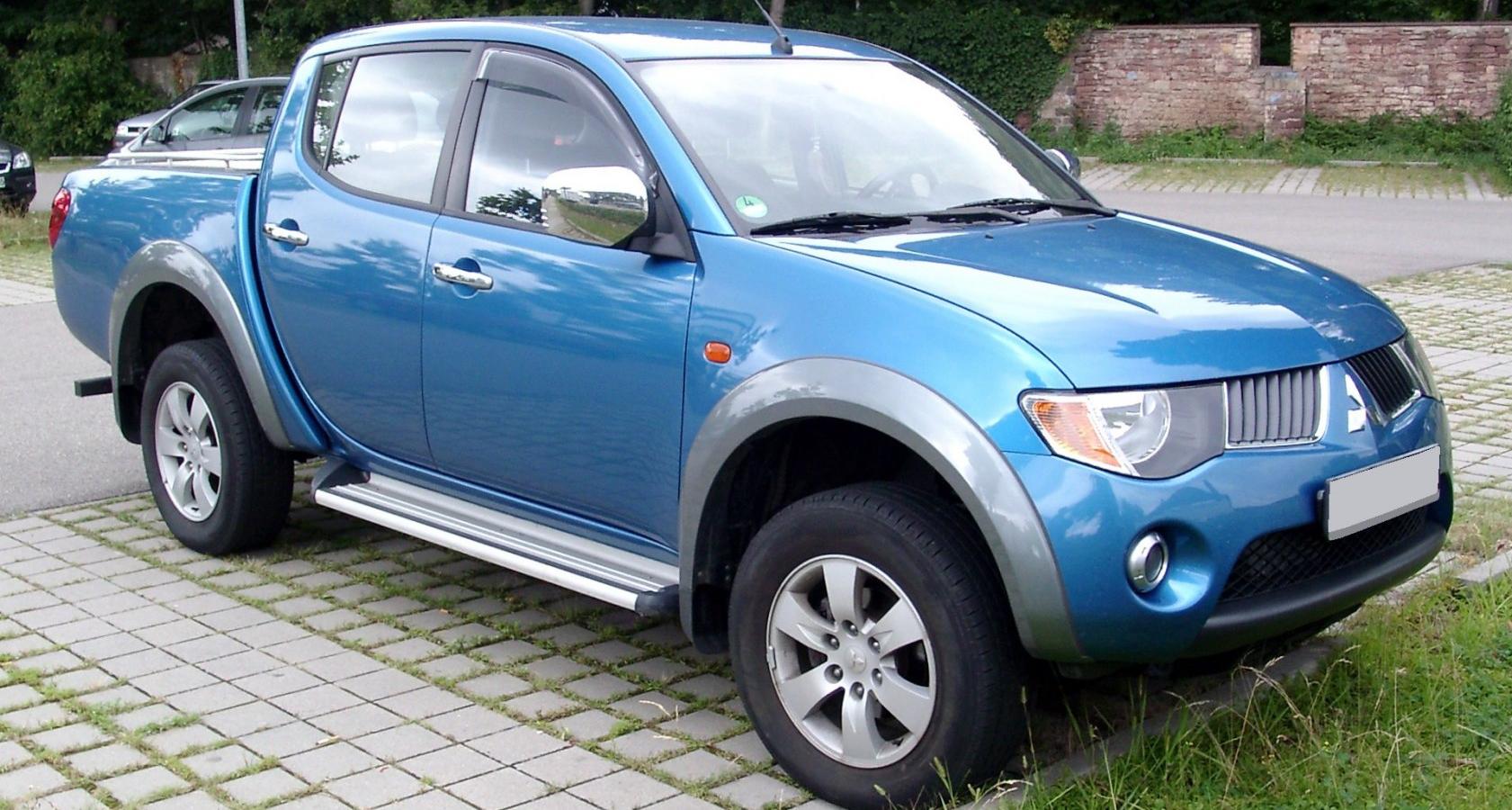 Mitsubishi L200 IV Double Cab