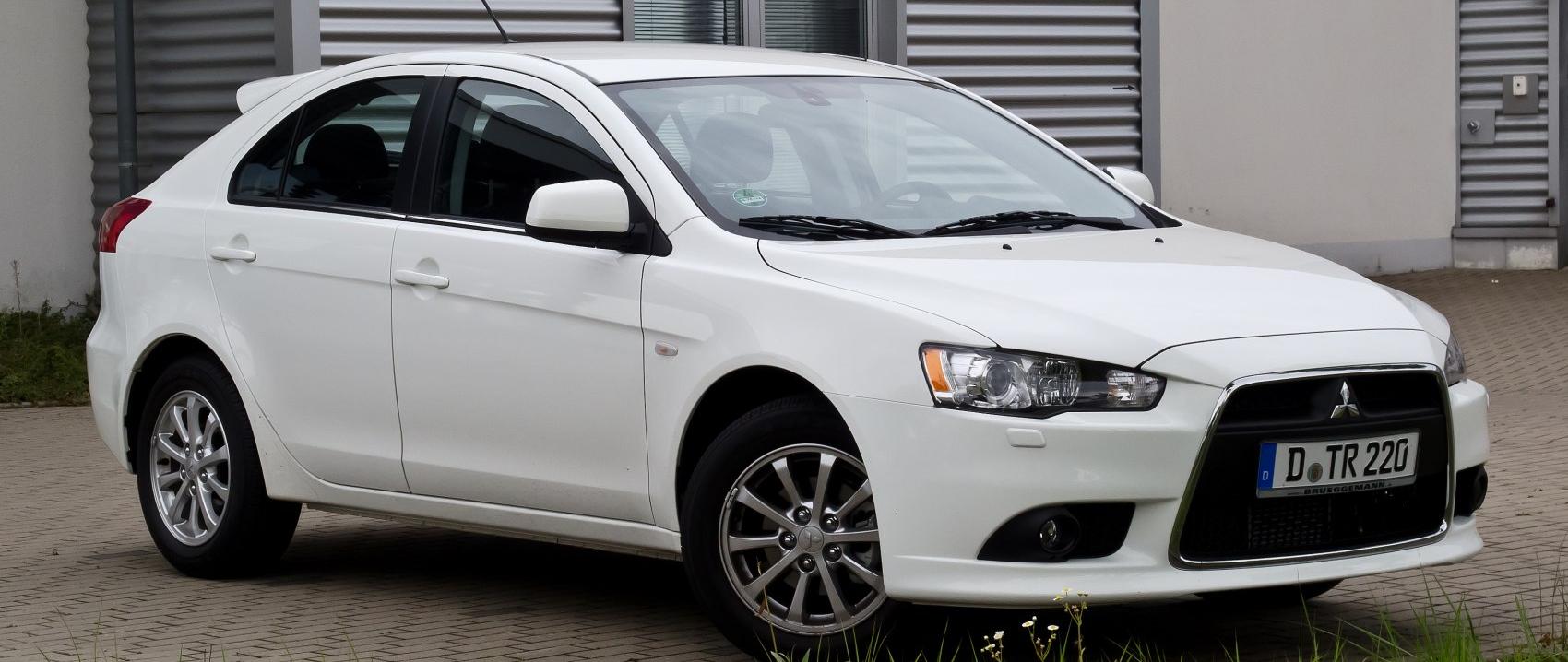 Mitsubishi Lancer Sportback IX (GS44S)