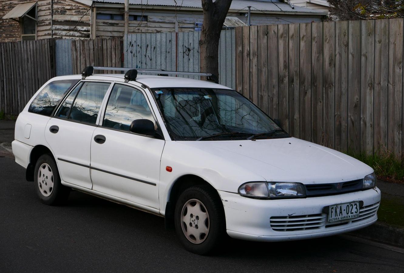 Mitsubishi Lancer V Wagon