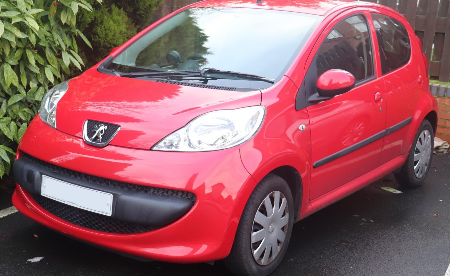 Peugeot 107 (Phase I, 2005) 5-door