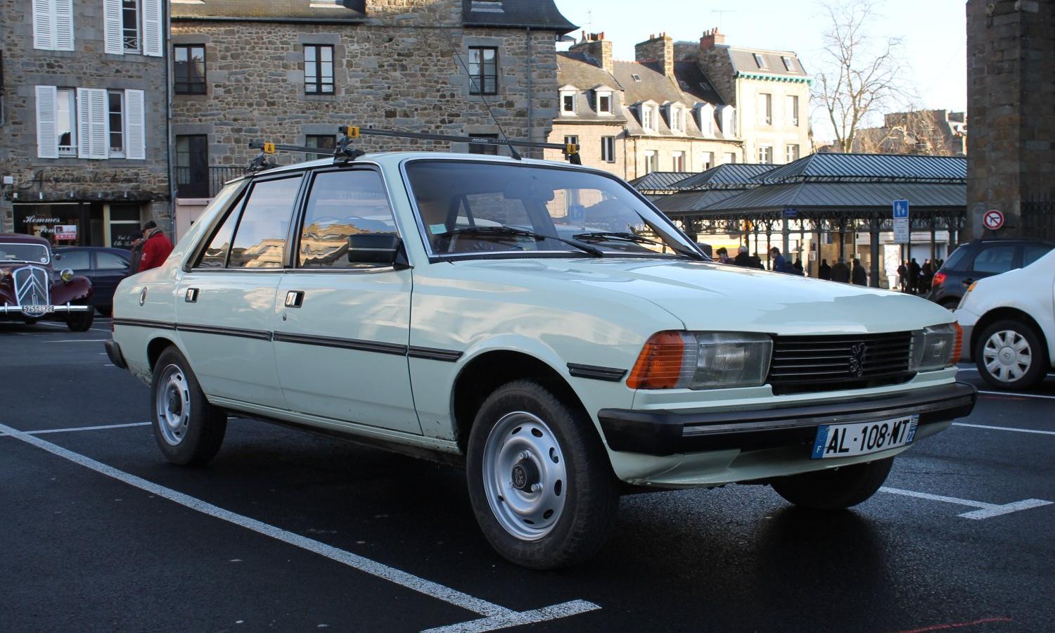 Peugeot 305 I (581A)