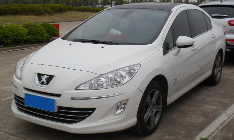 Peugeot 408 I