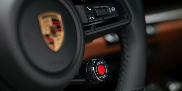 Porsche 911 (992, facelift 2024)