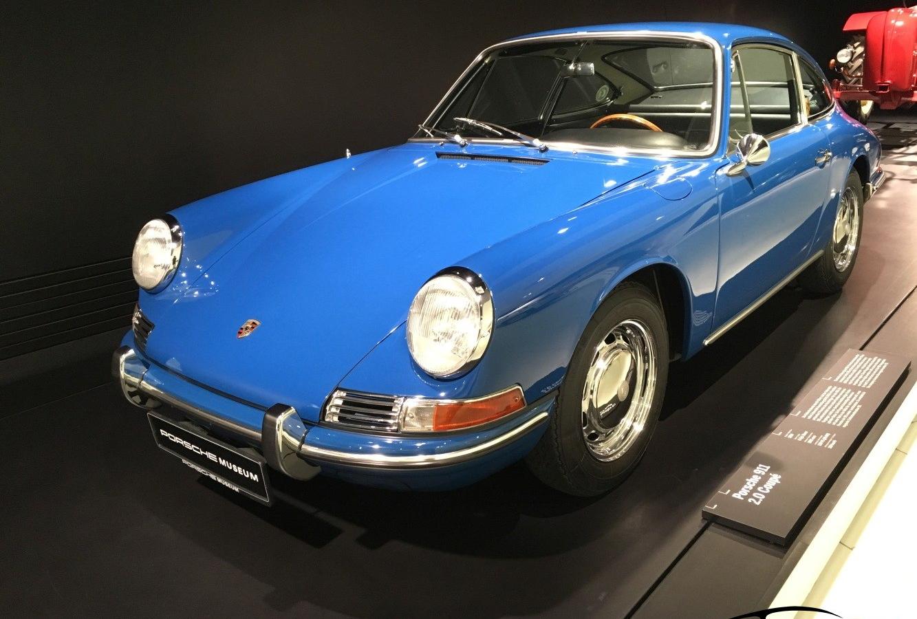 Porsche 911 Coupe (F)