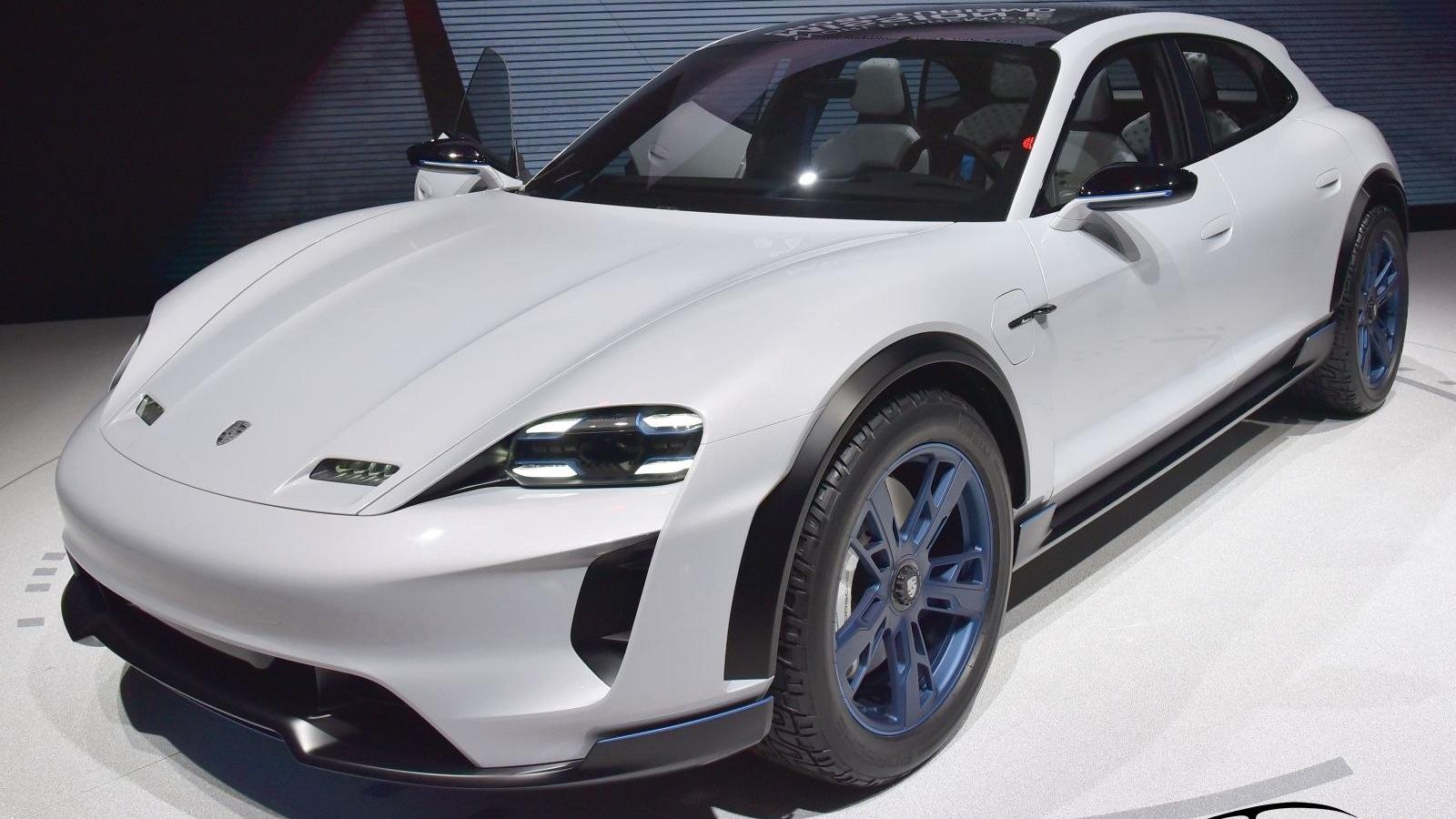 Porsche Mission E Cross Turismo Concept