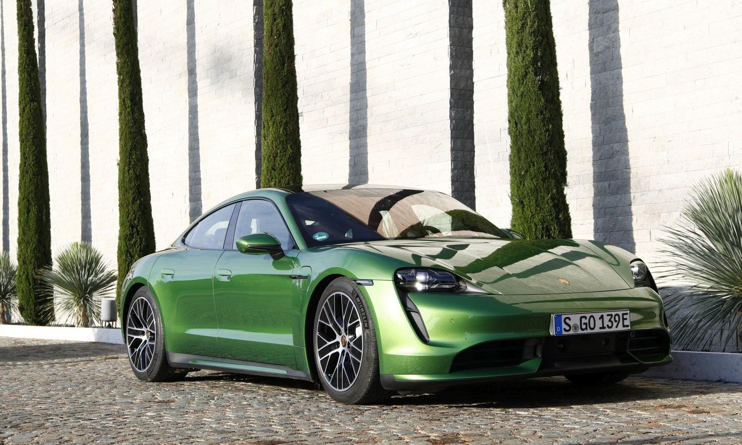 Porsche Taycan (Y1A)