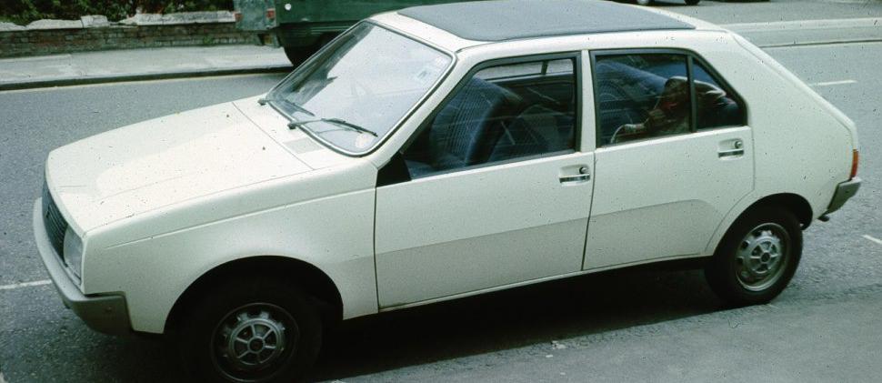 Renault 14 (121)