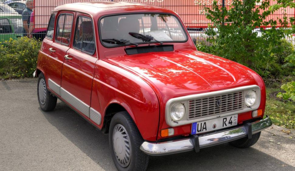 Renault 4