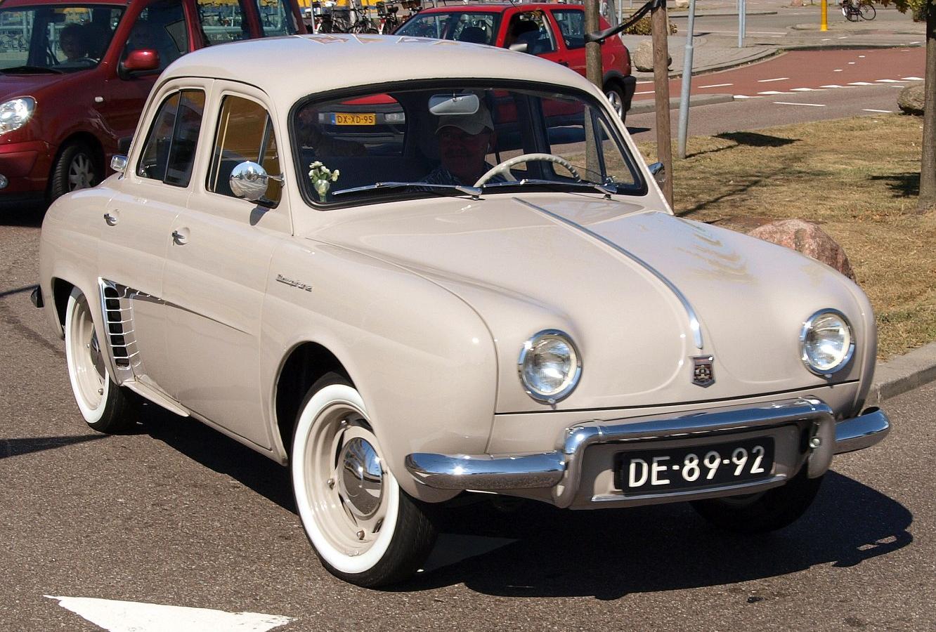 Renault Dauphine