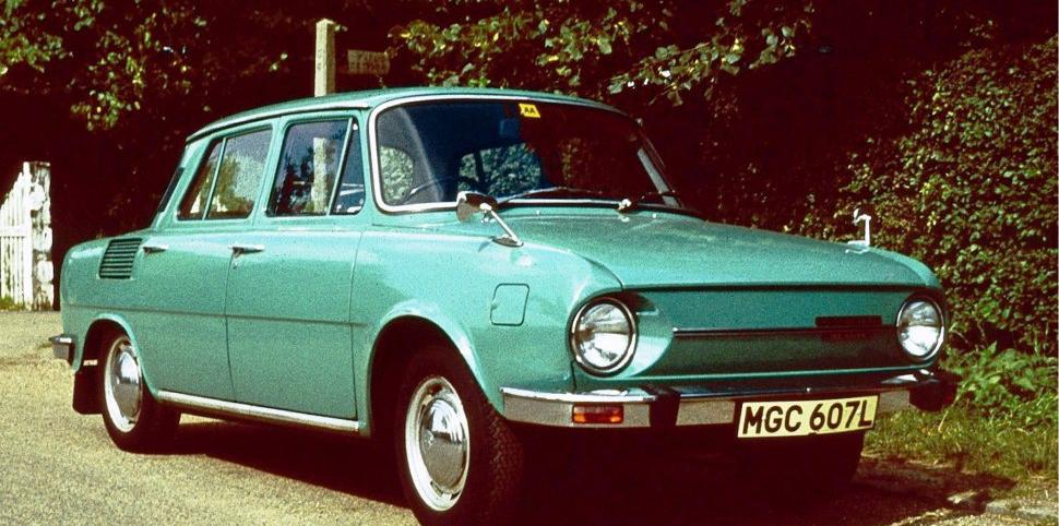 Skoda 100