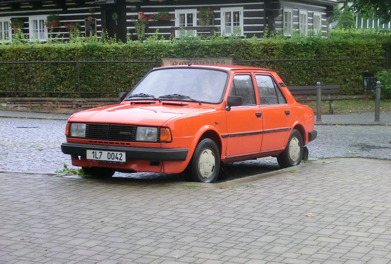 Skoda 105,120 (744)