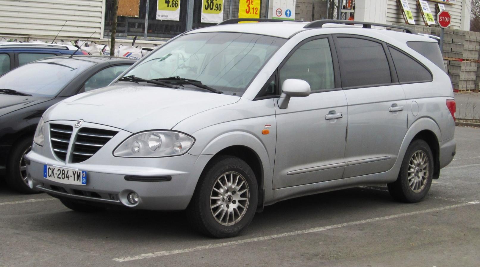 SsangYong Rodius I