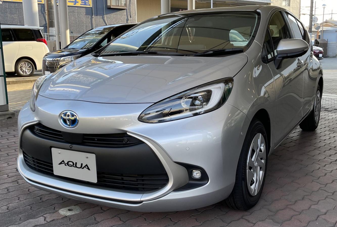 Toyota Aqua II (XP210)