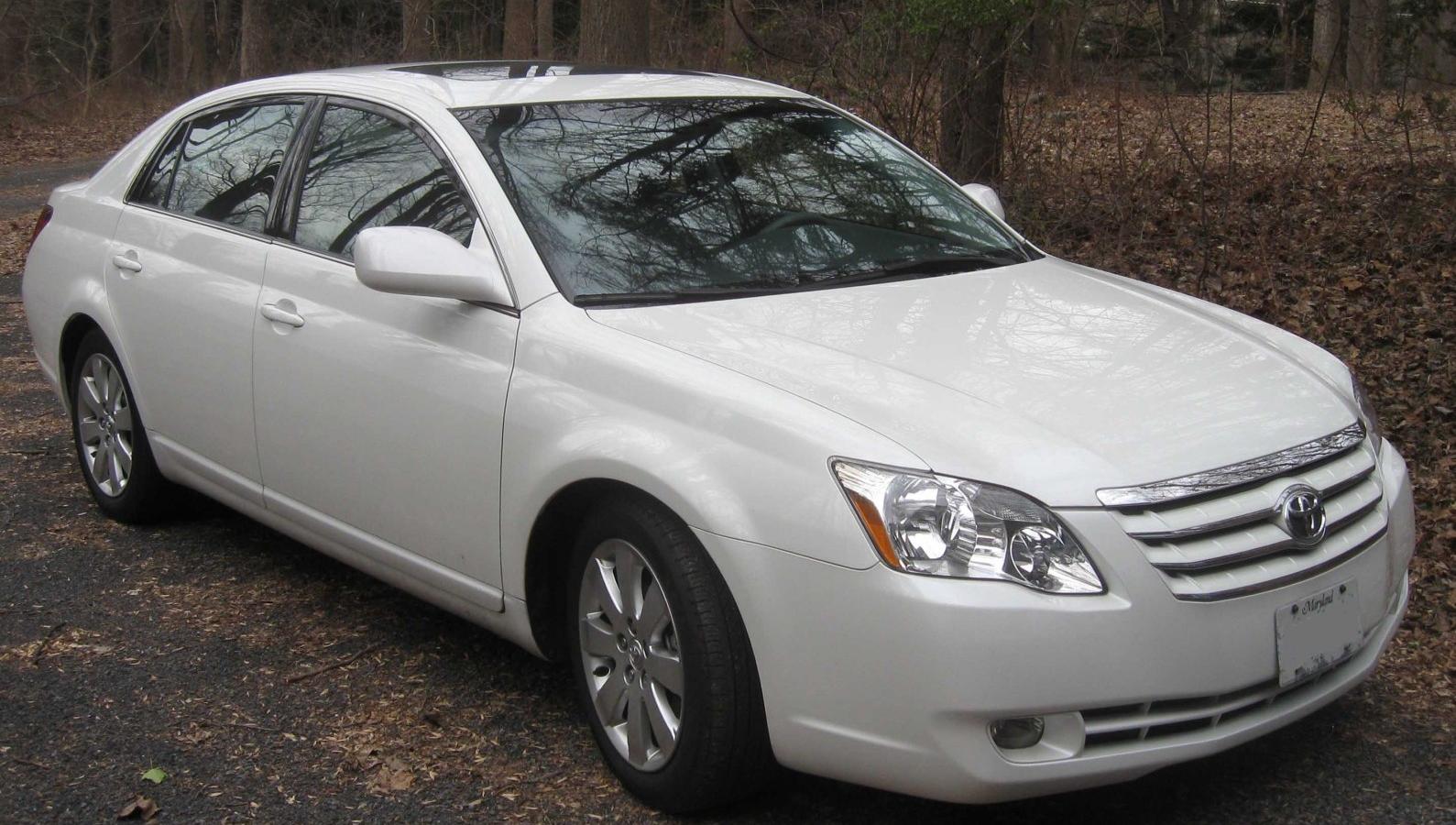 Toyota Avalon III