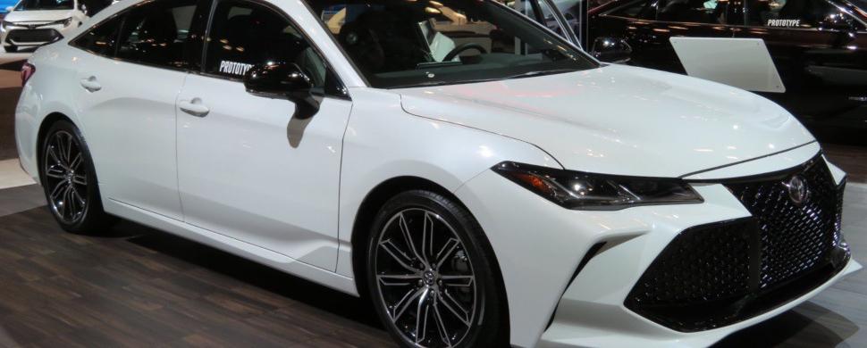 Toyota Avalon V (XX50)