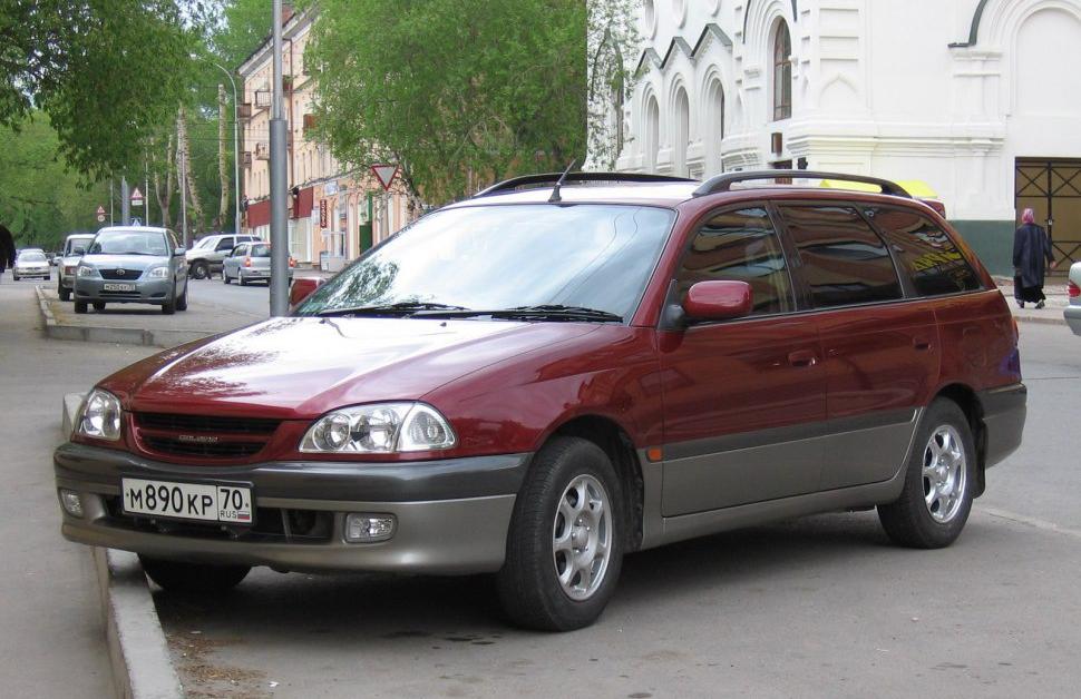 Toyota Caldina (T21)