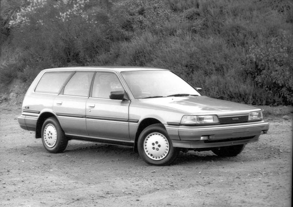 Toyota Camry II Wagon (V20)