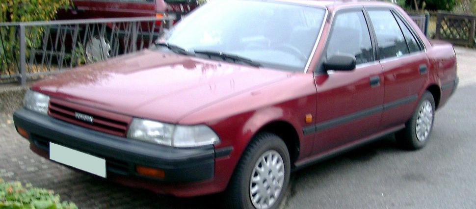 Toyota Carina (T17)
