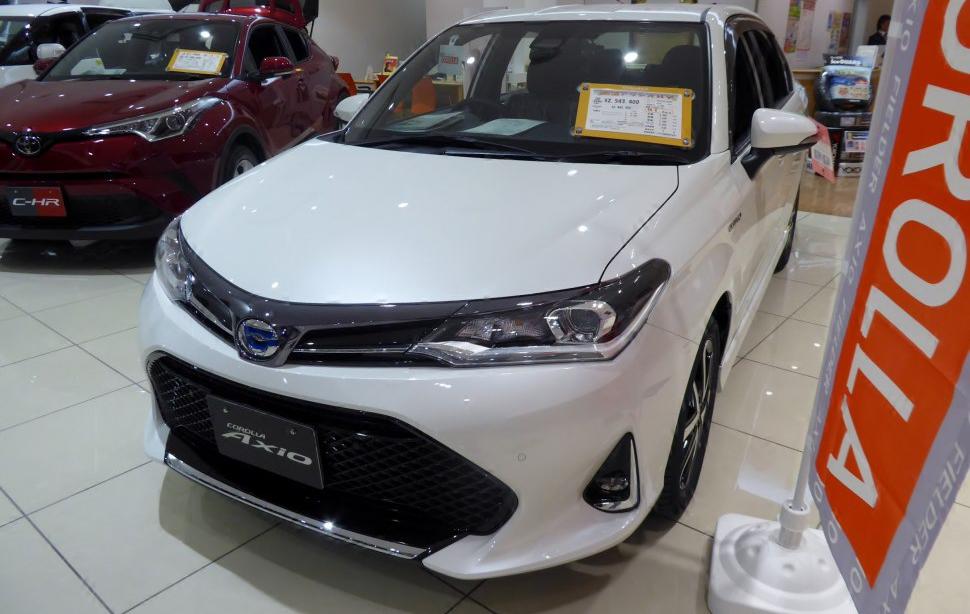 Toyota Corolla Axio XI (facelift 2017)